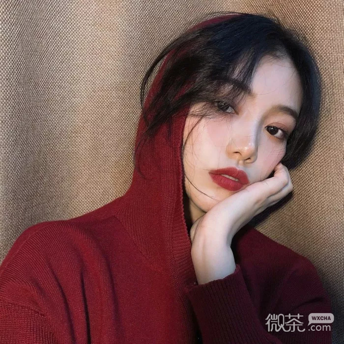 微信性感青春女头_微信头像_微茶网