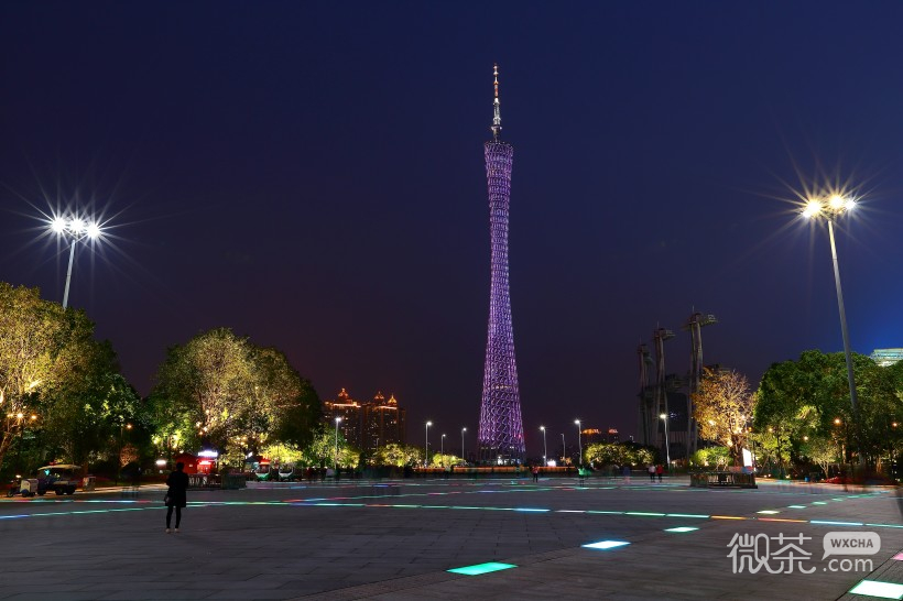 唯美意境的微信广州塔夜景图片