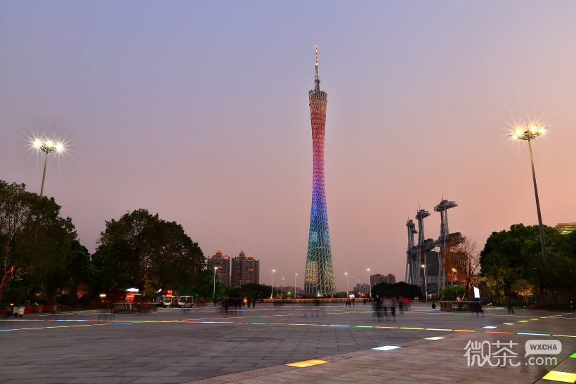 唯美意境的微信广州塔夜景图片