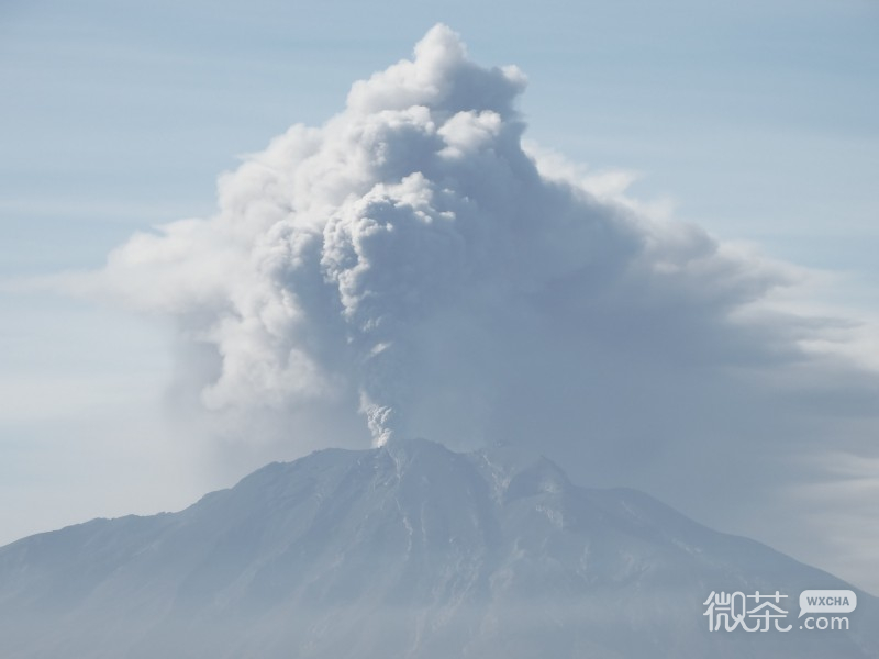 火山爆发时刻微信实拍图片