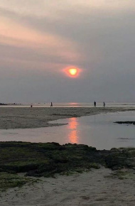 海滩朋友圈配图