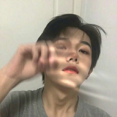 成熟高冷气质超酷玩网男生头像