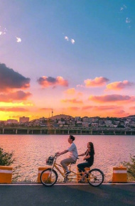 傍晚黄昏的浪漫微信背景图