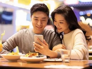 附近约会靠谱的